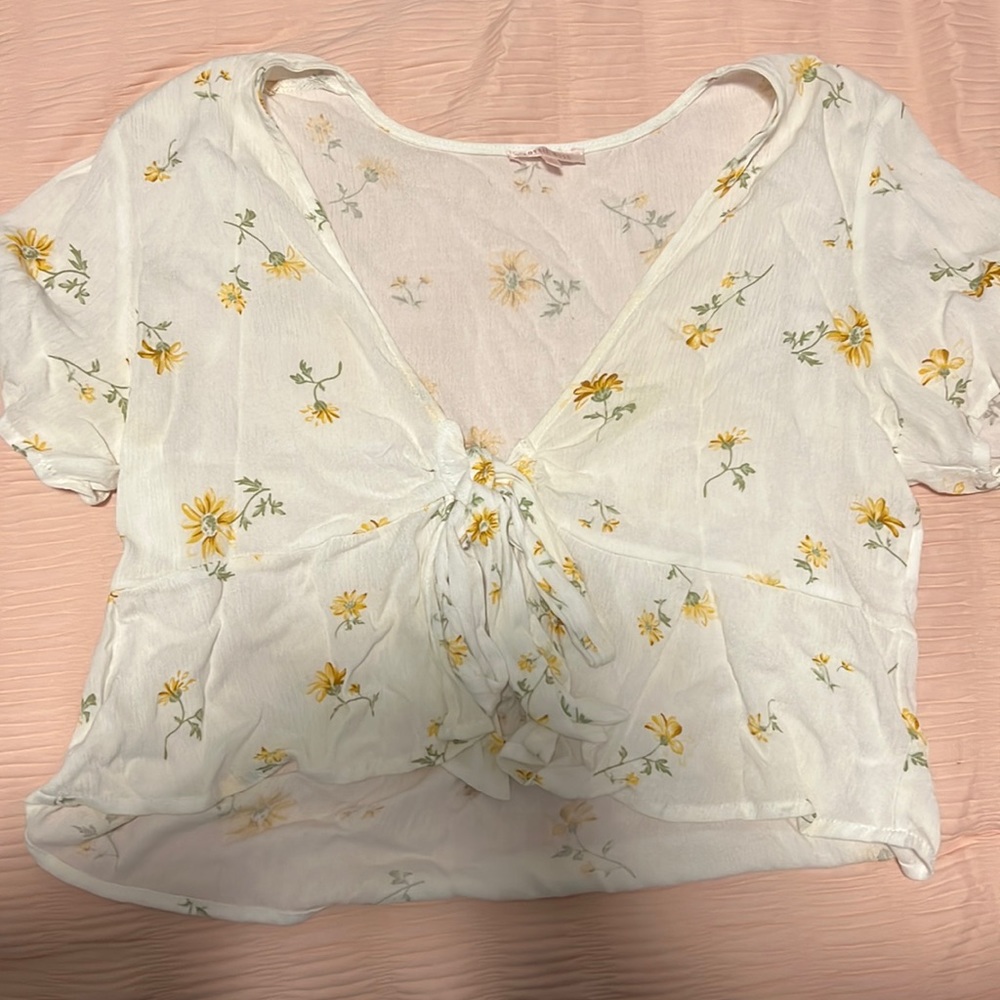 Pacsun tie in the middle top